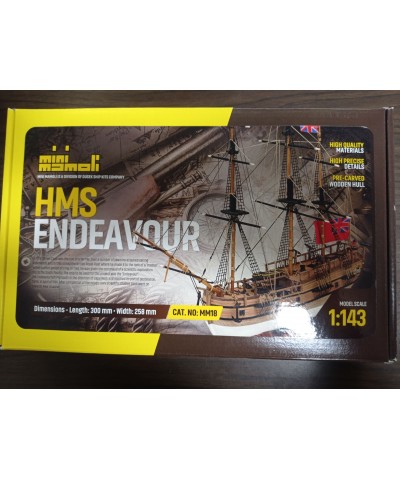 SCATOLA MONTAGGIO HMS ENDEAVOUR IN LEGNO 1:143